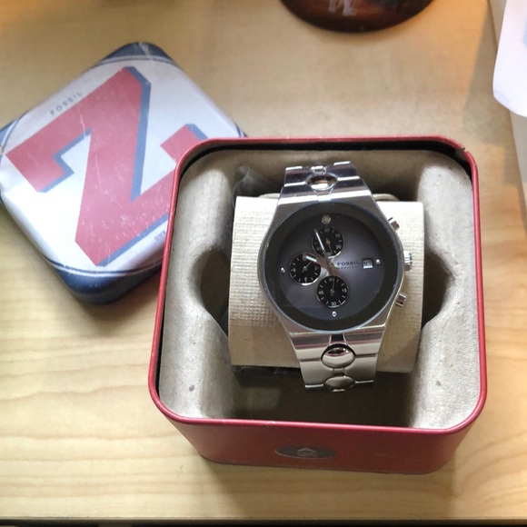 Fossil chronograph watch with box - Picture 1 of 2